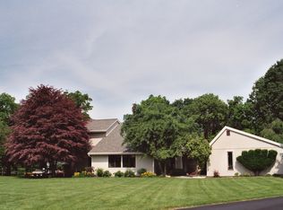 4660 Park Ln, Walnutport, PA 18088