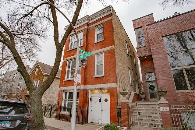 1st image of 1746 N Hoyne Ave