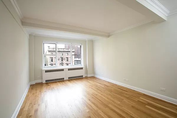 1st image of 20 Park Ave APT 6A