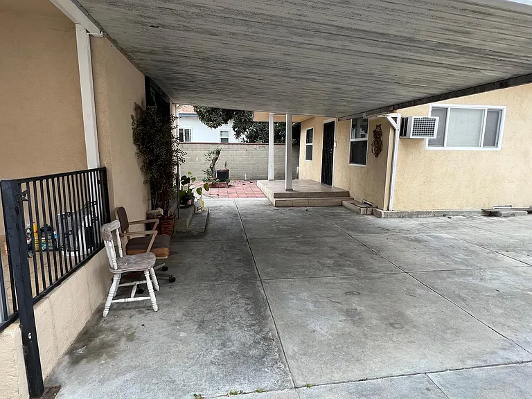 3121 Illinois Ave — Photo 23