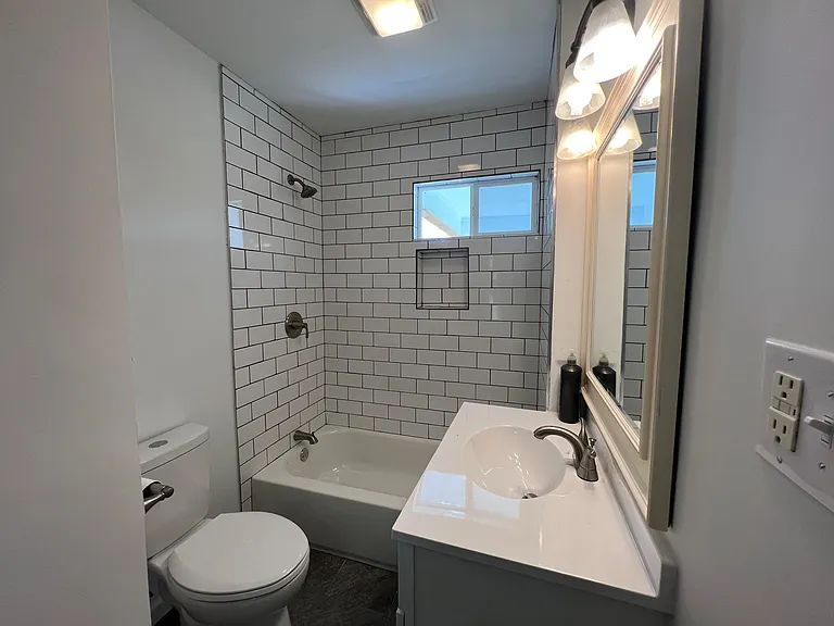 1461 Warrenton Rd — Photo 8