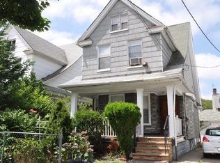 8616 111th St, Richmond Hill, NY 11418