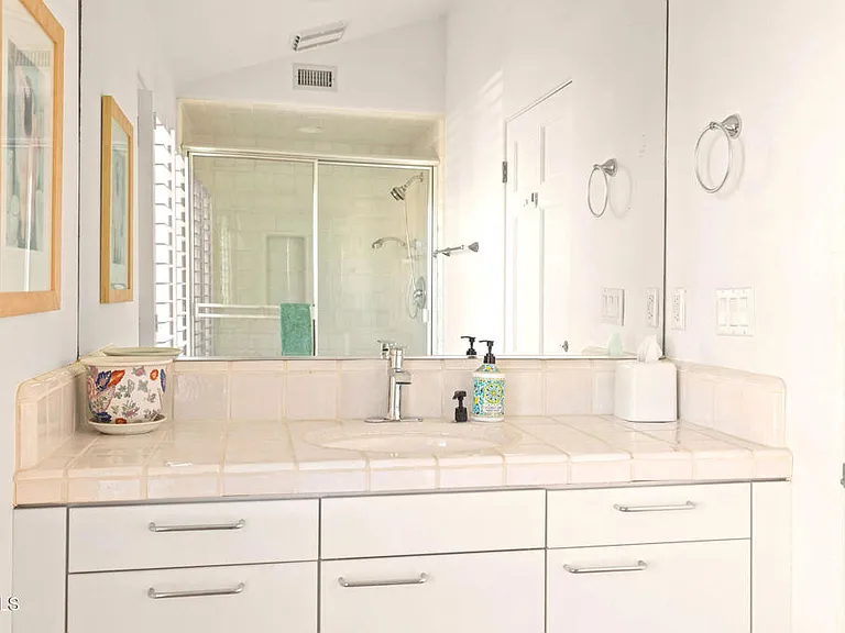 1571 Mandalay Beach Rd — Photo 22