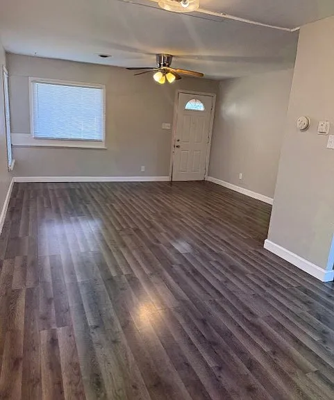 4340 Buchanan St — Photo 2