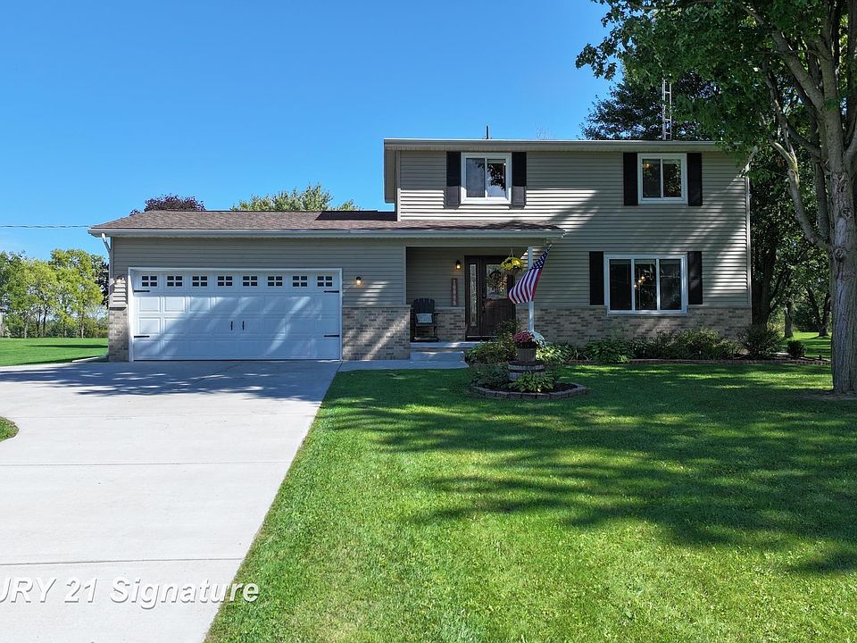 1st image of 10098 N Lewis Rd