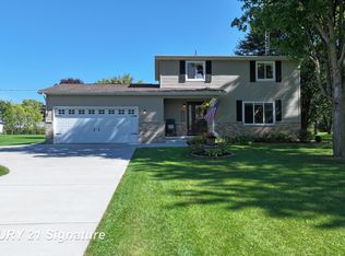 10098 N Lewis Rd, Clio, MI 48420