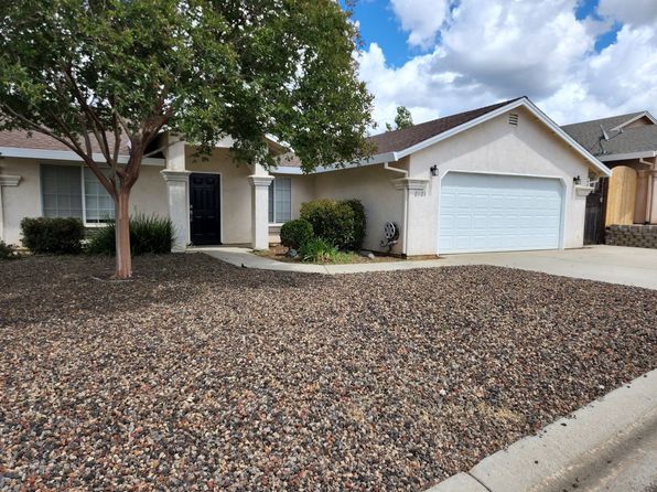 8121 Quartz Ln