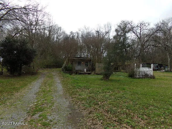 6917 Boyance Rd, New Iberia, LA 70560