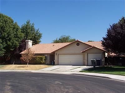 2nd image of 1033 Colleen Ct