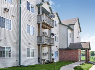 445 2nd St NW, Altoona, IA 50009