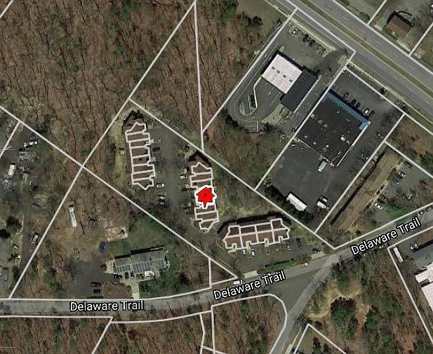 1st image of 142 Delaware Trl