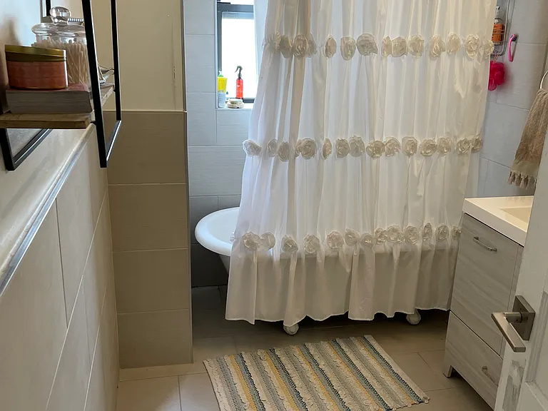 2914 N Clark St #3 — Photo 9