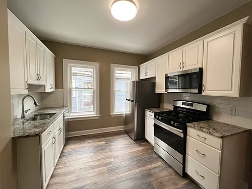 68 W Hazeltine Ave #1 Photo 1 68 W Hazeltine Ave #1 Photo 1