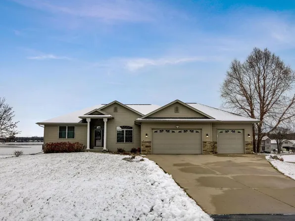 N7327 Ptarmigan Drive, Pardeeville, WI 53954