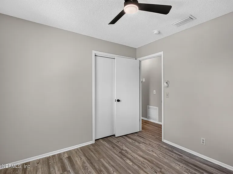 417 S Pine Ave — Photo 31