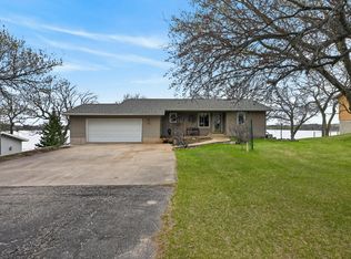 1474 E Lake Brophy Rd NW, Alexandria, MN 56308