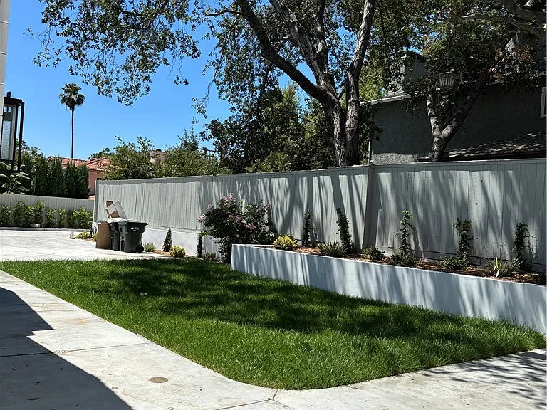 4832 La Canada Blvd — Photo 28