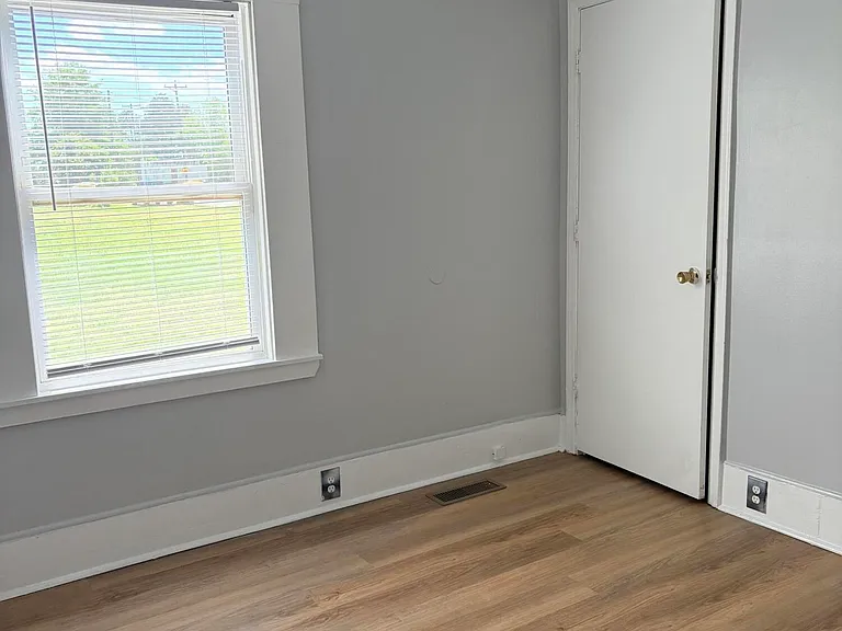 817 Arlington St #819 — Photo 8