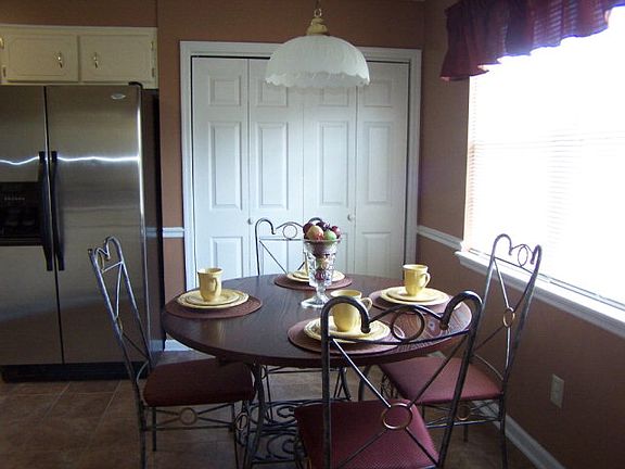5th image of 3516 Crawfordville Dr