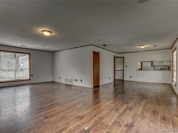 4th image of 4505 Alabama Ave NE