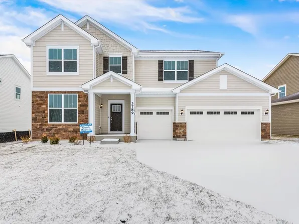 3785 Honeysuckle Ln, Elgin, IL 60124