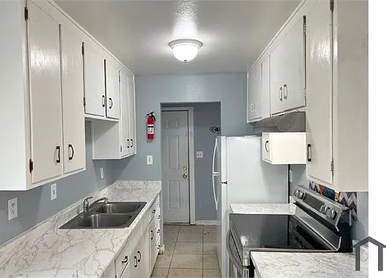 2408 Cava Ct #4 — Photo 7