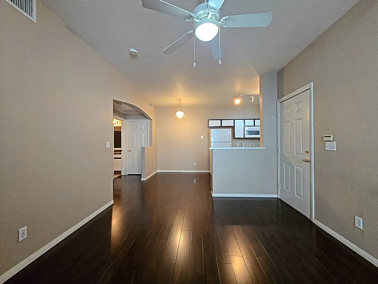 4960 Harrison Dr #112 — Photo 8