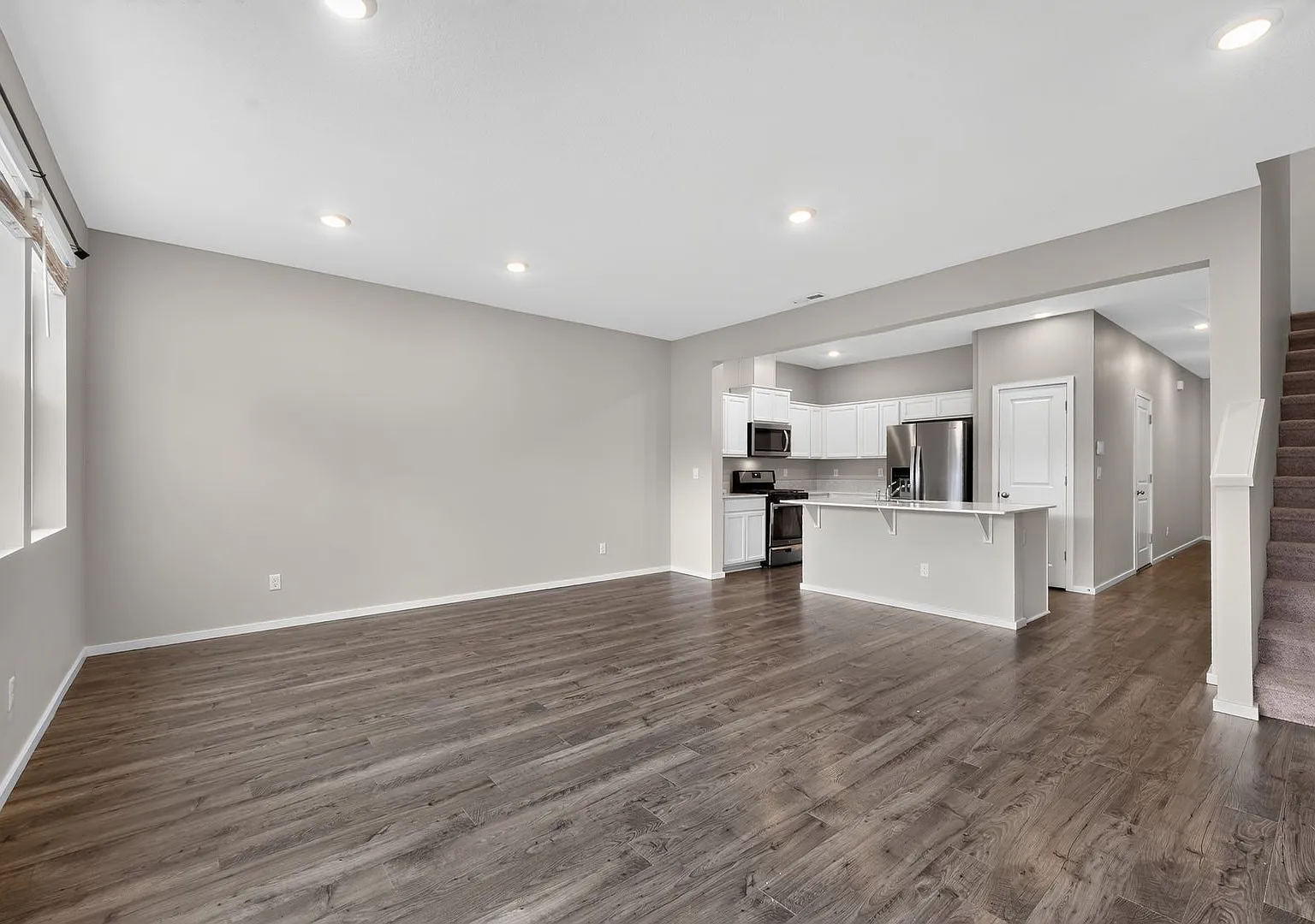 3 bed, 2.5 bath, 1480 sqft, $2,250 — Photo 3