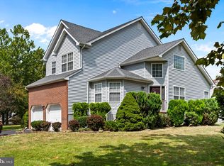 87 Canal View Dr, Lawrence Township, NJ 08648