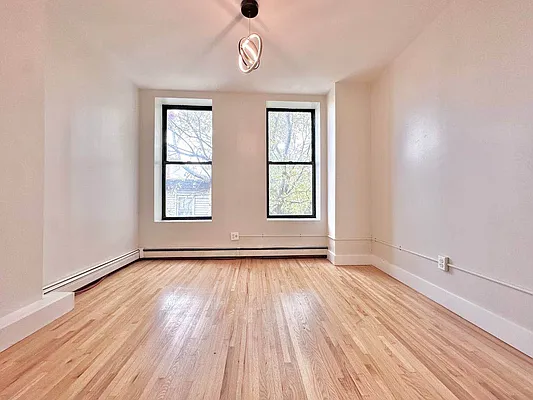 Rented by Doorway NYC, LLC | media 32