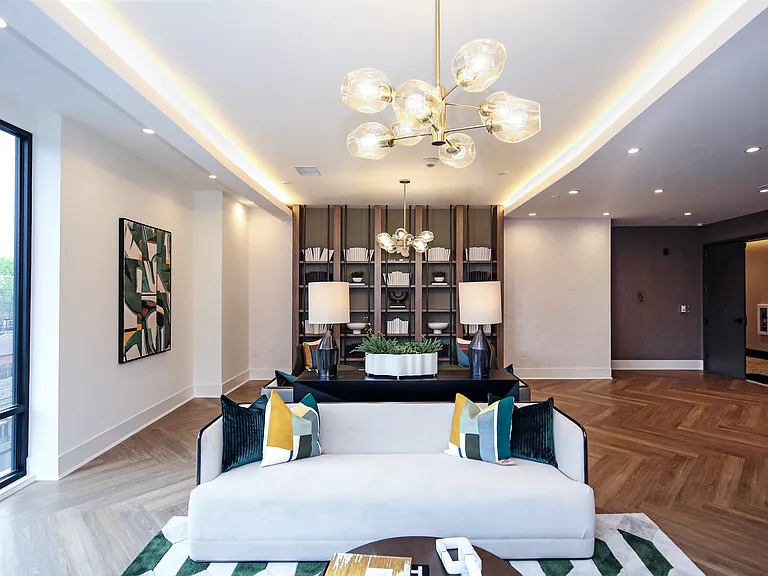 Bright and Comfortable 3rd Floor Lounge