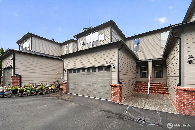 2nd image of 8031 118th Avenue NE #8033