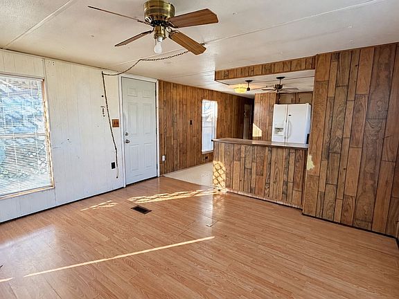 5th image of 518 Chapel Hill Rd