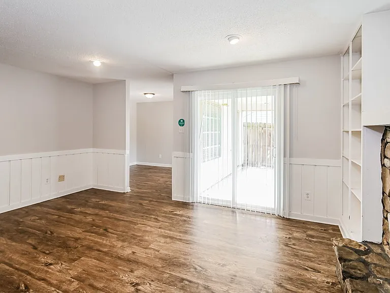 4476 Trout Valley Dr — Photo 6