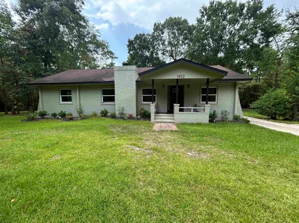 1922 Brookshire Dr, Orange, TX 77632