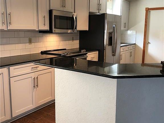 4th image of 509 Margaret Lee St