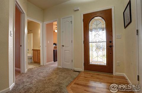 3rd image of 800 Campbell St