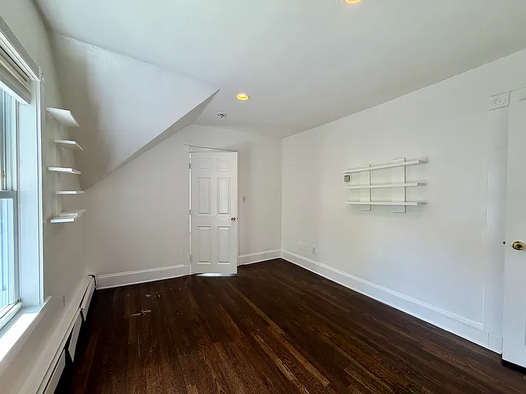 980 Washington St #2 — Photo 12