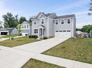 213 Wooded Ridge Dr, Amelia, OH 45102