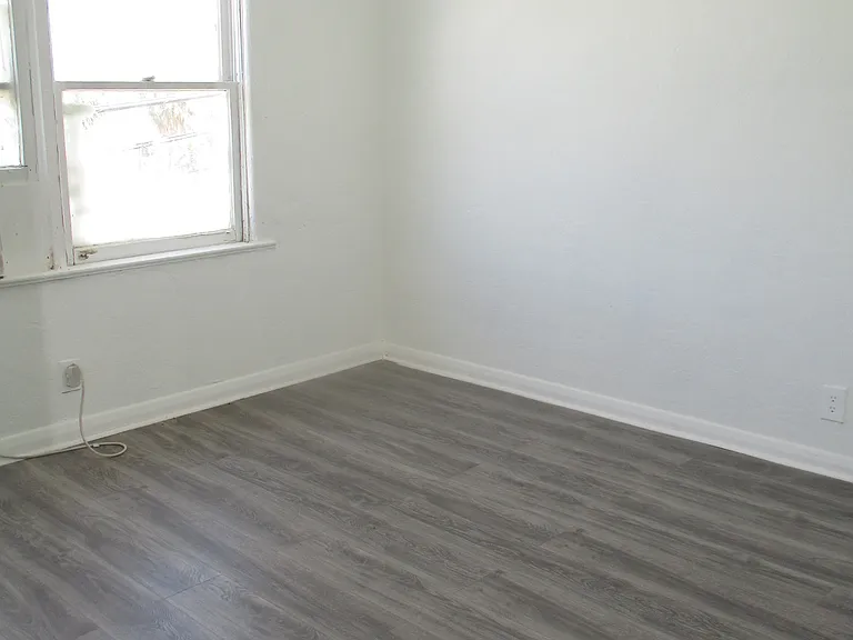 117 S Grandview Ave #9 — Photo 8