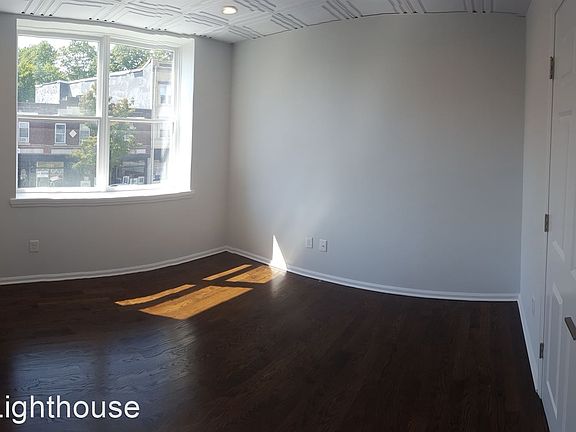 4th image of 331 Bloomfield Ave #3663641