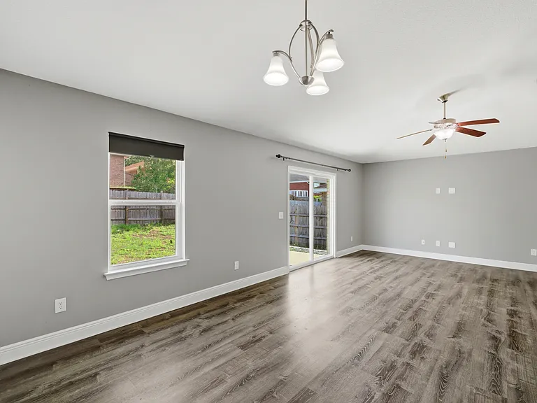 5604 Shooting Star Ct — Photo 9