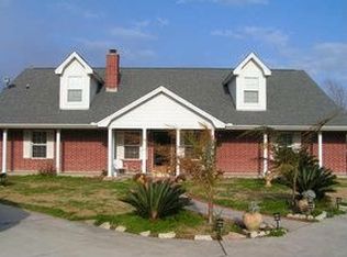 9908 Point Barrow Rd, Beach City, TX 77523