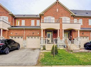9 Pendulum Cir, Brampton, ON L6R 3N5
