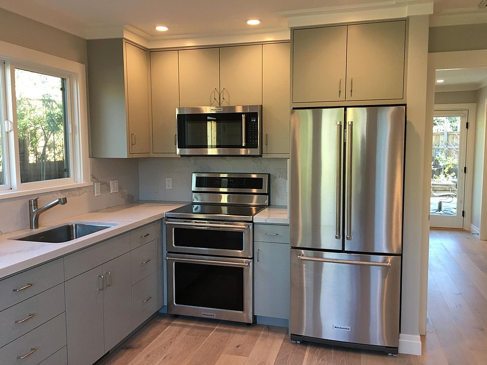 1st image of 14 Lomita Dr #14A