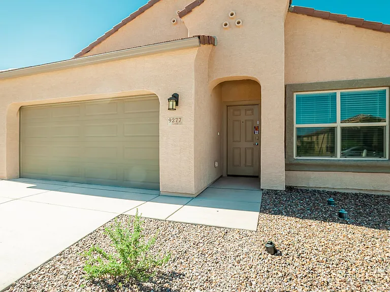 9277 W Creosote Rain Dr — Photo 40