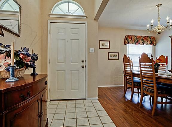 4th image of 3617 Cotton Creek Ln