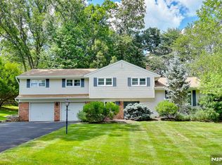 1 King Rd, Park Ridge, NJ 07656
