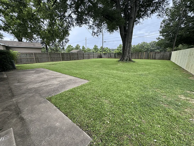 316 Brookpark Dr — Photo 16