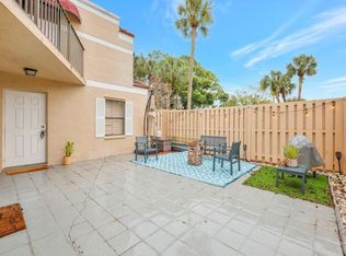 4310 Village Dr, Delray Beach, FL 33445